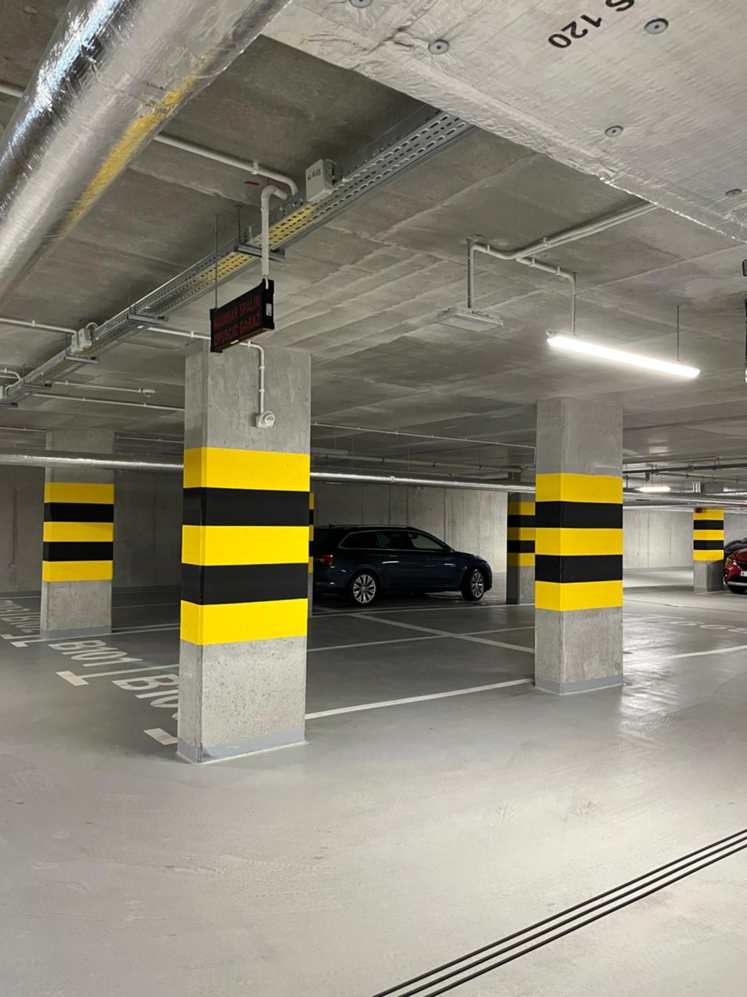 Warsaw Airport Wyscigi - City And Green View Apartment With Underground Garage エクステリア 写真
